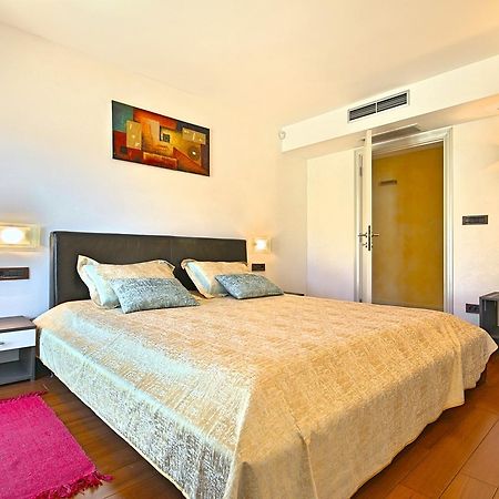 Villa Lidija Porec Esterno foto