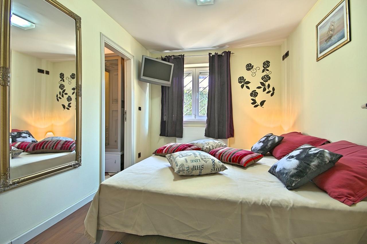 Villa Lidija Porec Esterno foto